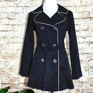 DOUBLE BREASTED TRENCH